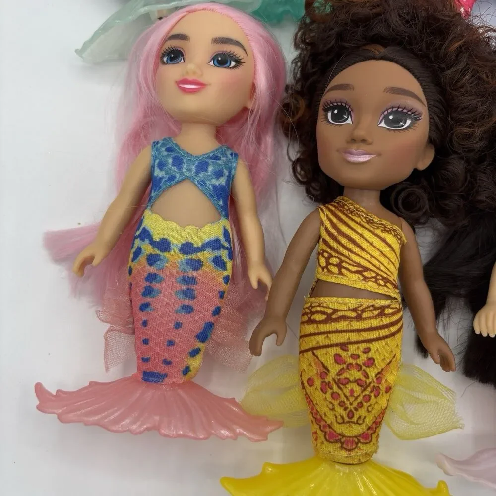 Disney The Little Mermaid Ariel And Sisters Petit Doll Set, Includes 7 Dolls